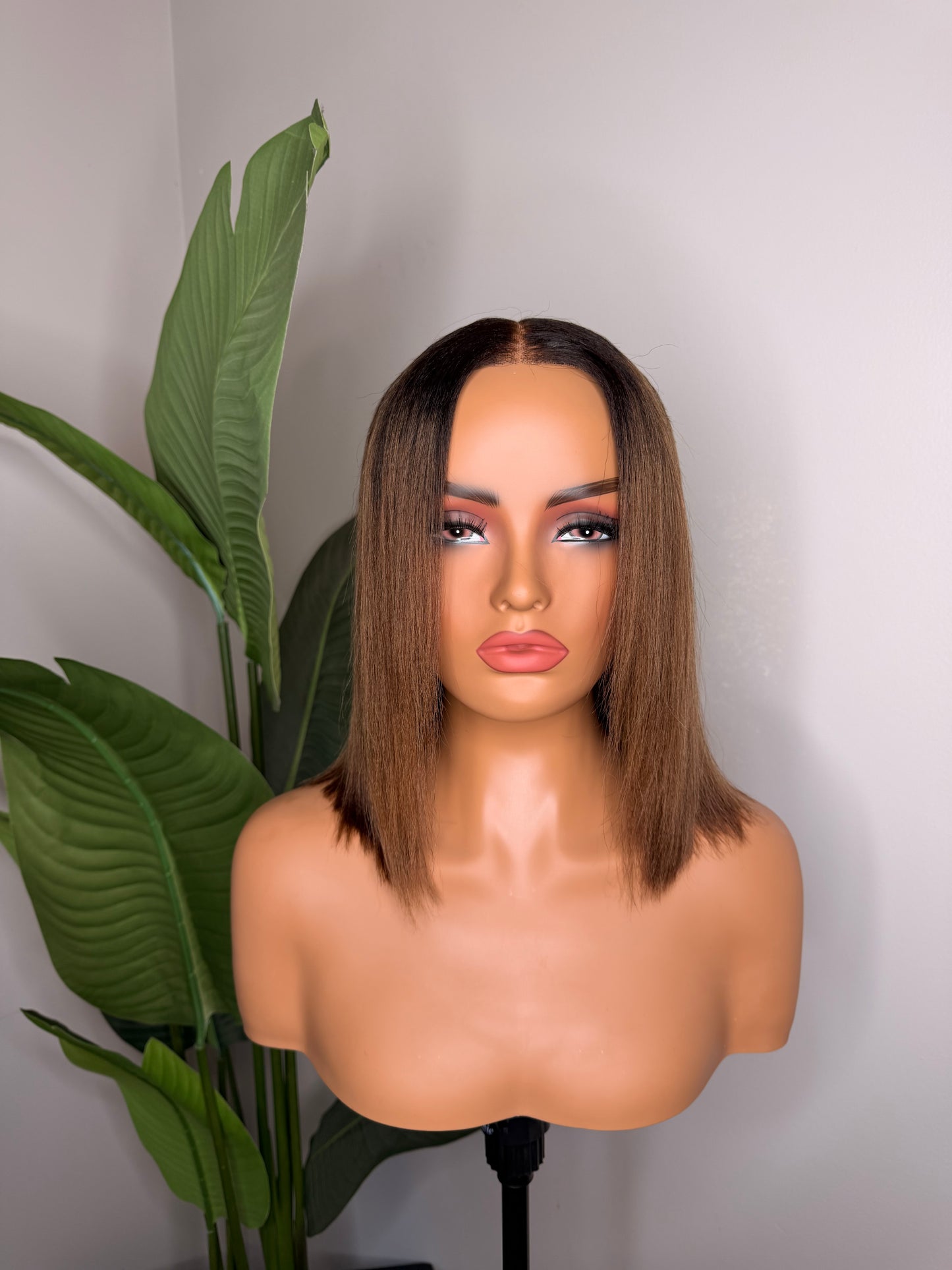 Jennifer- Glueless Ombre Bob