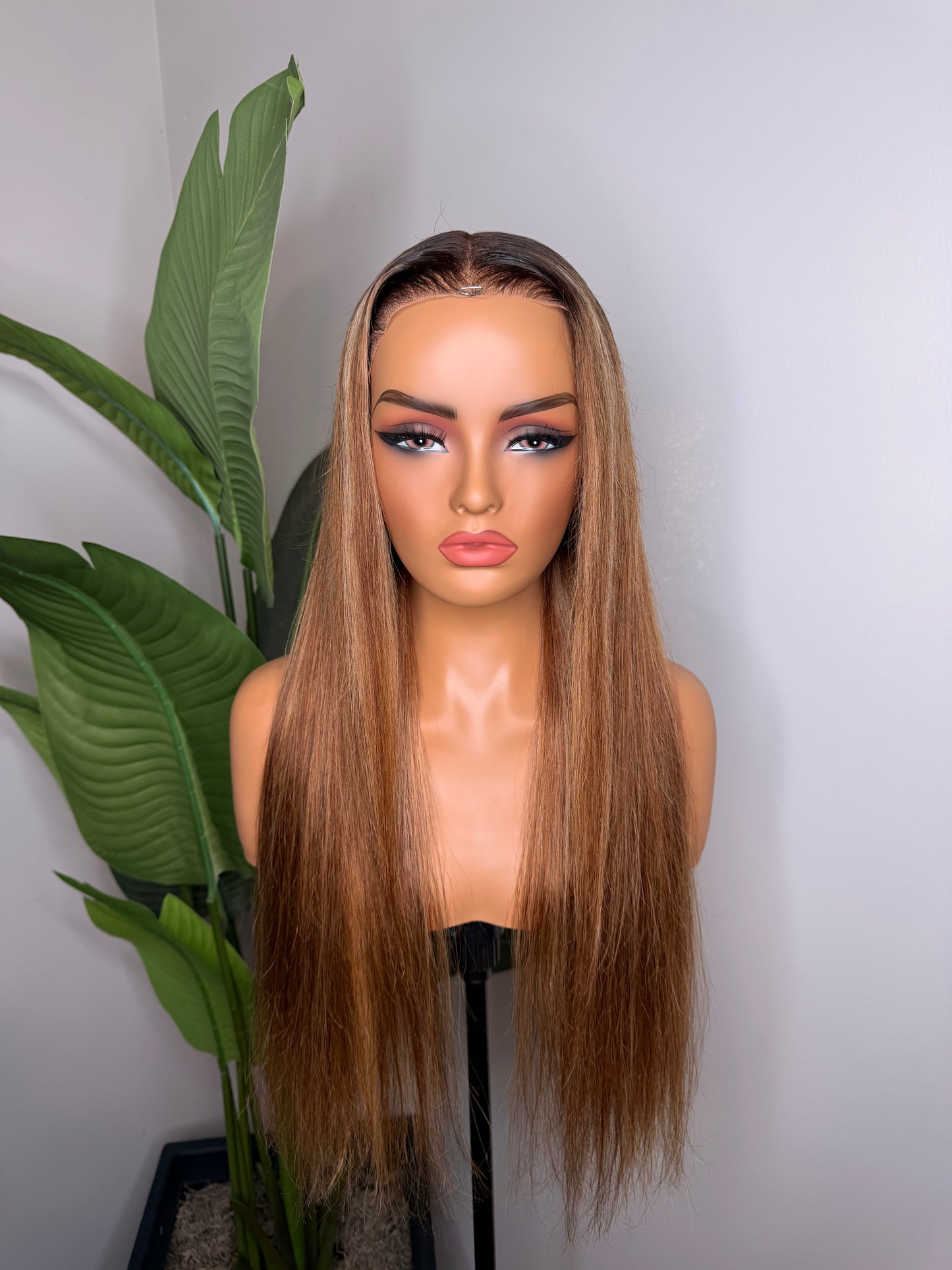 Makayla- Glueless Blonde Highlights Straight