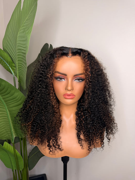 Breanna- Glueless 1B/30 Kinky Curly