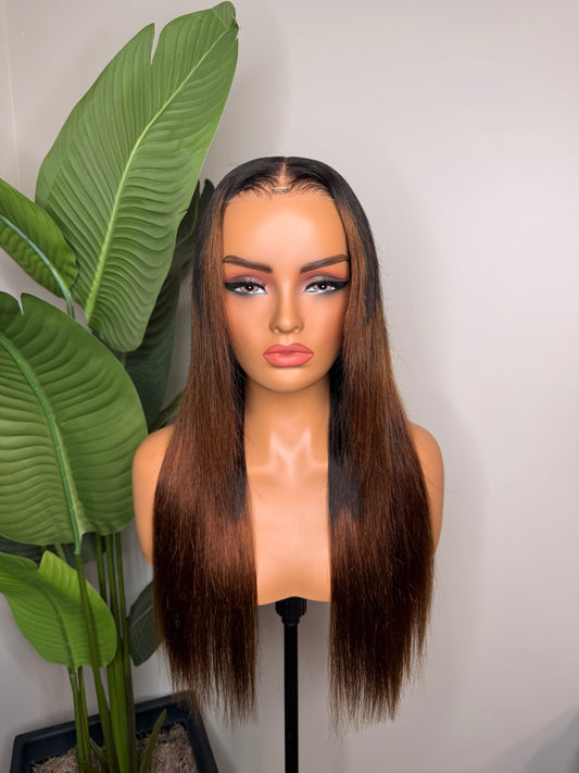 Deja- Glueless Ombre Brown Straight