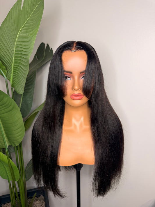 Kayda- Glueless Curtain bang Straight