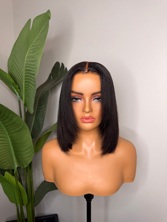 Mookie- Glueless Yaky Straight Bob